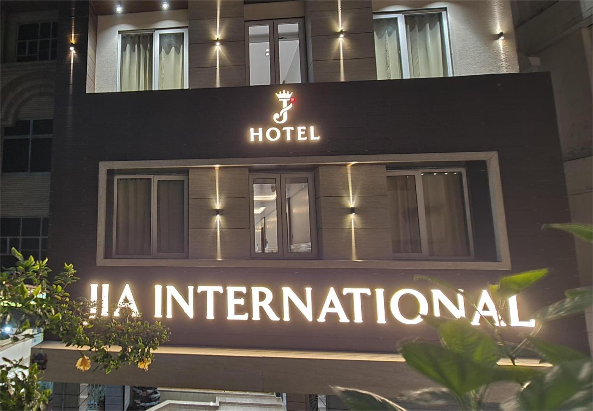 Hotel Jia International Патна Екстериор снимка