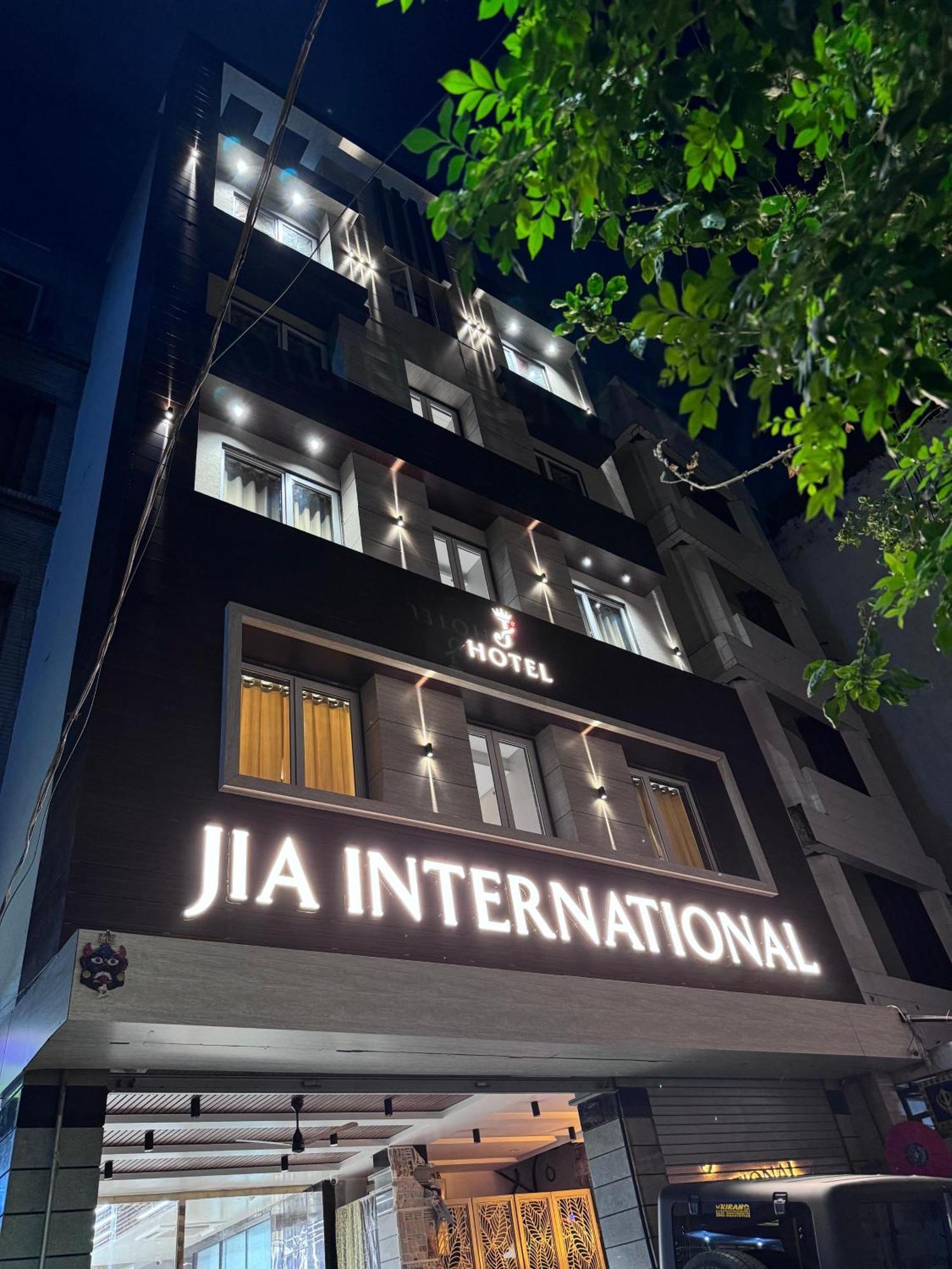 Hotel Jia International Патна Екстериор снимка